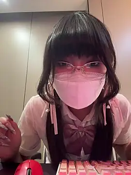 yingtao-888 online show from 06/08/26, 11:38