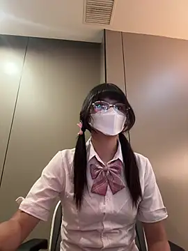 yingtao-888 online show from 06/12/26, 11:57