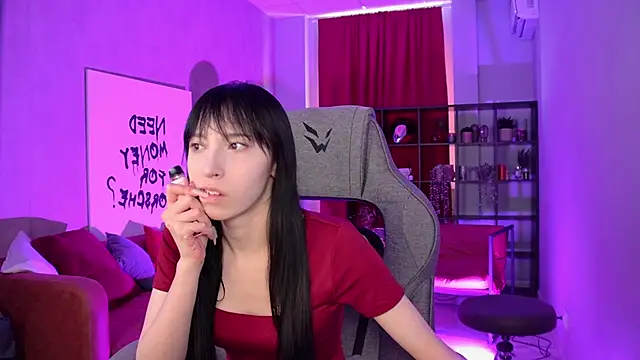 SeraphineSparda online show from 06/30/26, 12:39