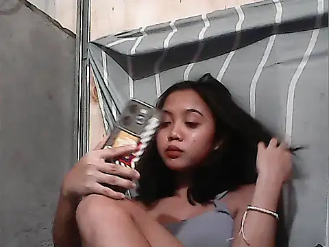 Yours AsianPinayGirl18 online show from 07/16/26, 12:16