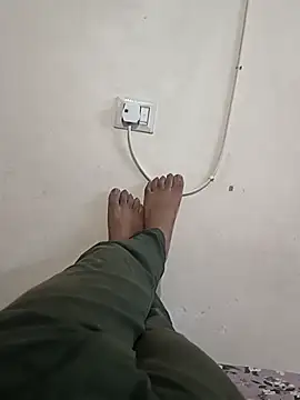 Rohit657600 online show from 07/21/26, 04:53