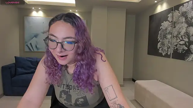 LoiseHarper online show from 05/09/26, 06:57