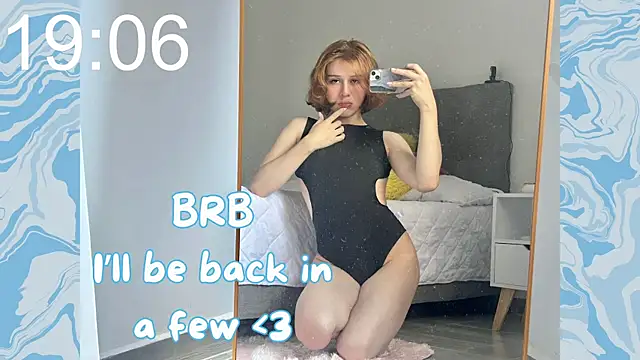 Snapshot of little_bonniie chatting on 06/12/26, 07:35 little bonniie online show from 06/12/26, 07:35
