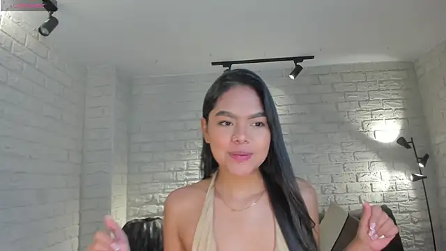 SaphiraJames online show from 05/24/26, 10:59