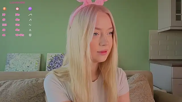 Chanelbayerr online show from 05/14/26, 03:24
