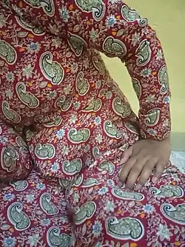 Seema yadav01 online show from 05/24/26, 05:01