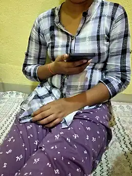 Seema yadav01 online show from 05/26/26, 05:14