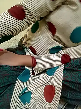 Seema yadav01 online show from 06/05/26, 06:52