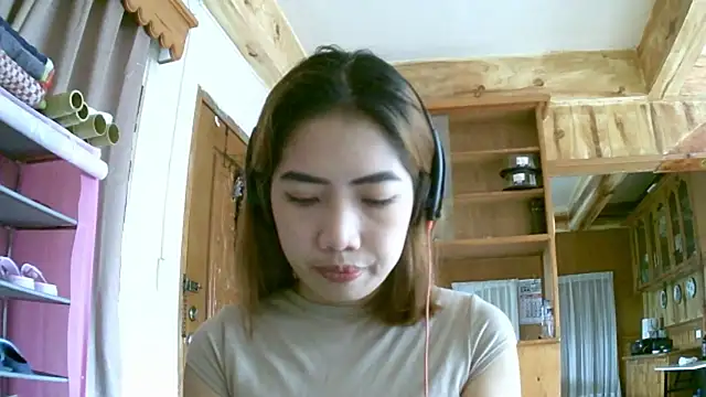 LeonieWiggains online show from 05/05/26, 04:20