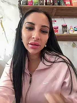 Snapshot of Miss_juicybabes chatting on 05/04/26, 09:16 Miss juicybabes online show from 05/04/26, 09:16