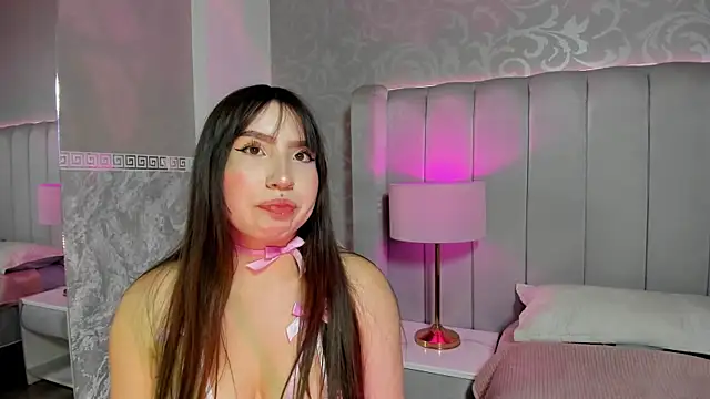 MadeleynRose online show from 07/15/26, 07:52