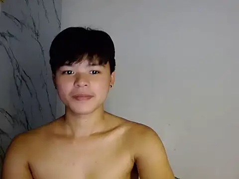 yourhotasiandoms online show from 08/07/26, 04:58