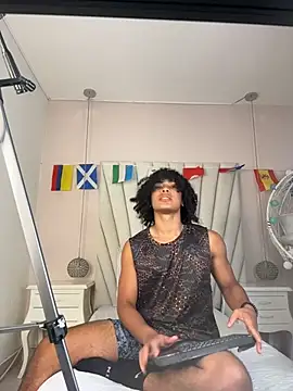 Taylor gray7 online show from 06/17/26, 02:36