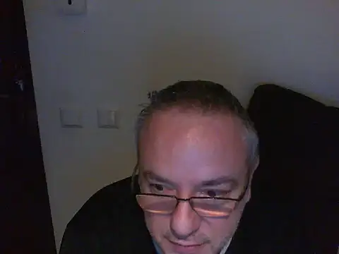 Snapshot of GeorgeCarlo chatting on 05/02/26, 05:29 GeorgeCarlo online show from 05/02/26, 05:29