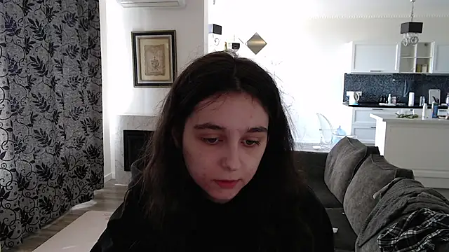 cute lilia online show from 05/16/26, 08:33