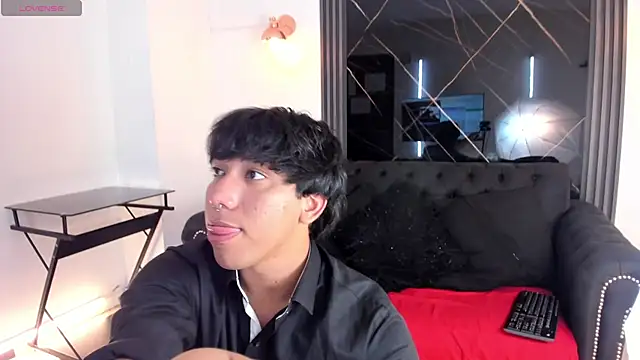 jhoan evanss online show from 05/22/26, 08:47