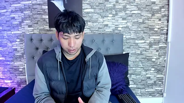 Snapshot of jhoan_evanss chatting on 07/05/26, 04:19 jhoan evanss online show from 07/05/26, 04:19