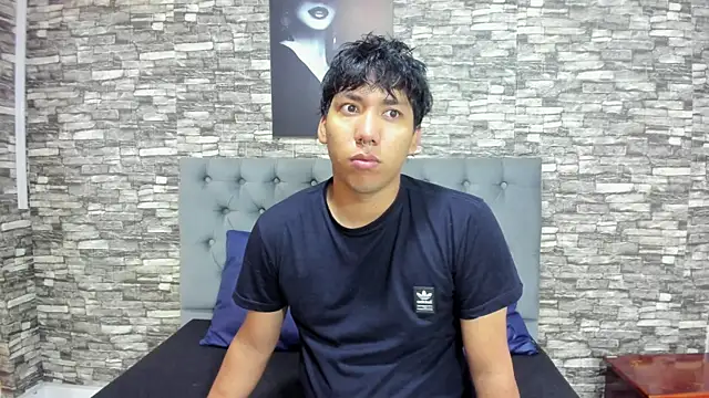 Snapshot of jhoan_evanss chatting on 07/25/26, 02:20 jhoan evanss online show from 07/25/26, 02:20