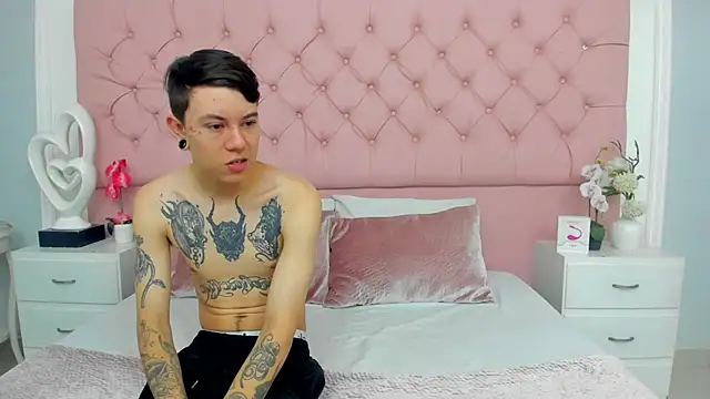 SarahDoll   online show from 07/01/26, 02:40