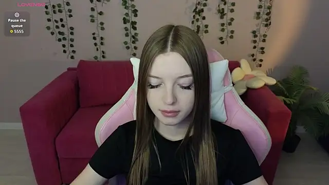 Eva Th0mpson online show from 07/09/26, 12:58
