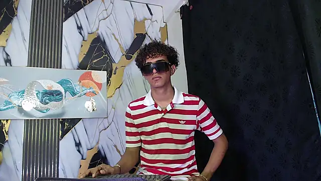 GOLDEN 2026 online show from 06/12/26, 07:24