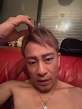 Snapshot of takashi1113 chatting on 05/19/26, 05:30 takashi1113 online show from 05/19/26, 05:30