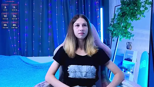 ChristiaHorde online show from 06/29/26, 05:02