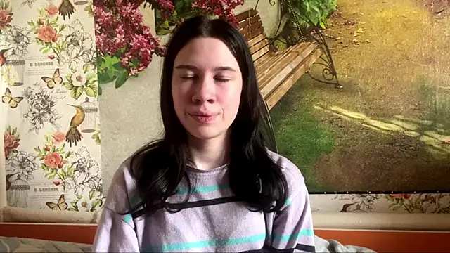 BellaLoveHugs online show from 05/05/26, 10:34