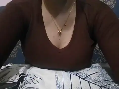 Snapshot of saniya_9 chatting on 05/17/26, 10:00 saniya 9 online show from 05/17/26, 10:00