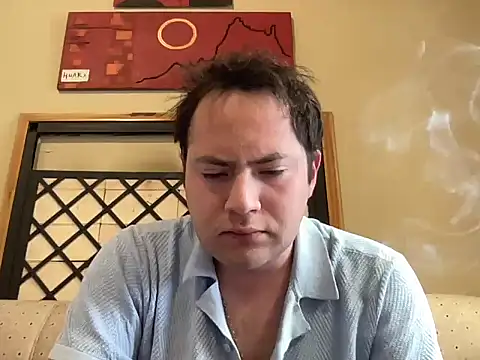 Snapshot of alecsgzz chatting on 07/05/26, 04:25 alecsgzz online show from 07/05/26, 04:25