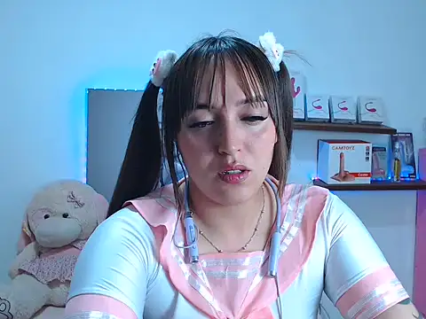 Snapshot of anyela_bubble18 chatting on 06/14/26, 11:40 anyela bubble18 online show from 06/14/26, 11:40