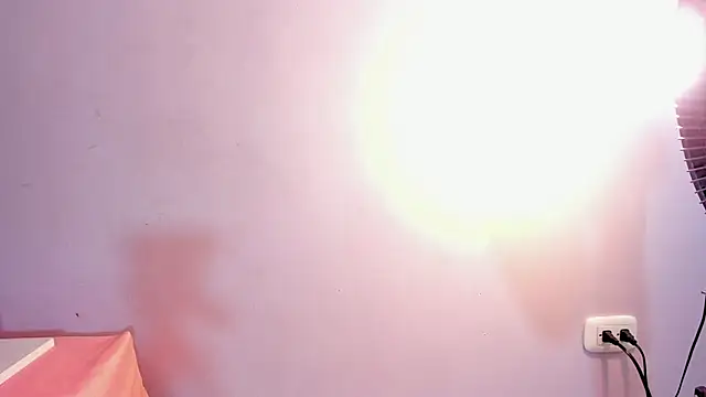 aisha moore online show from 05/25/26, 07:31