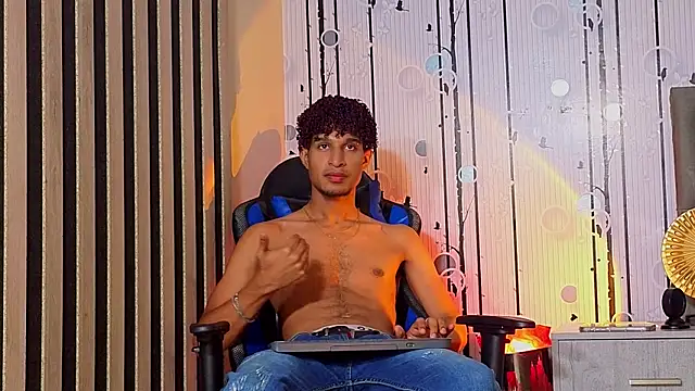 Alex Bloom online show from 06/13/26, 07:23