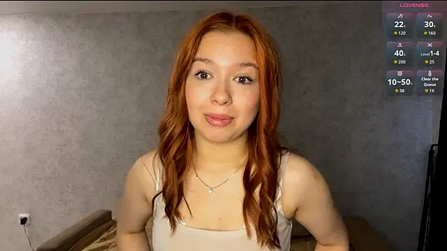 Snapshot of SofiaClarky chatting on 06/18/26, 02:10 SofiaClarky online show from 06/18/26, 02:10