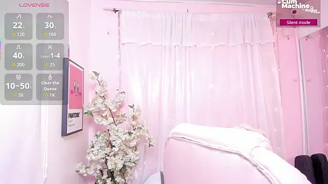 ShanelleDupont  online show from 07/03/26, 07:53
