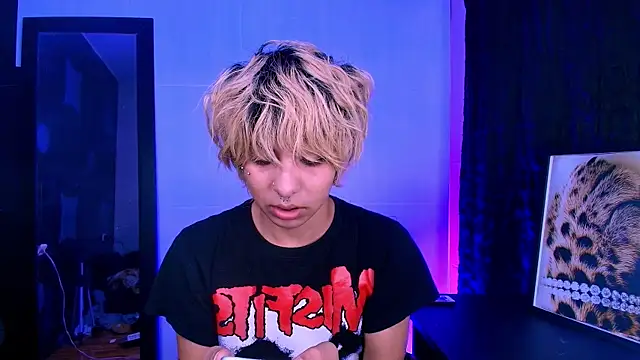 Aronn 44 online show from 05/08/26, 12:32