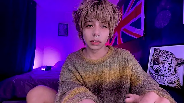 Aronn 44 online show from 06/04/26, 07:25