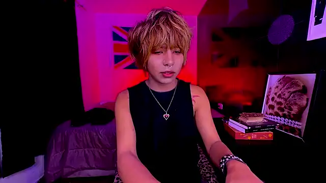 Aronn 44 online show from 08/04/26, 06:38