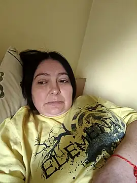 Snapshot of EmmaEmmy40 chatting on 05/09/26, 10:31 EmmaEmmy40 online show from 05/09/26, 10:31