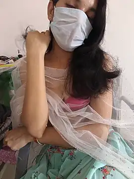 Snapshot of zoya_baby_ chatting on 06/21/26, 07:00 zoya baby online show from 06/21/26, 07:00