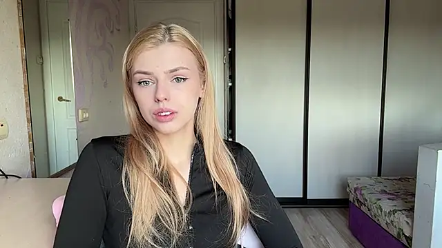 Snapshot of ScarlettRosy chatting on 05/29/26, 03:37 ScarlettRosy online show from 05/29/26, 03:37