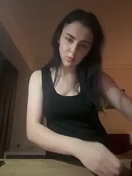 Snapshot of ema-emanuela chatting on 06/02/26, 09:39 ema-emanuela online show from 06/02/26, 09:39