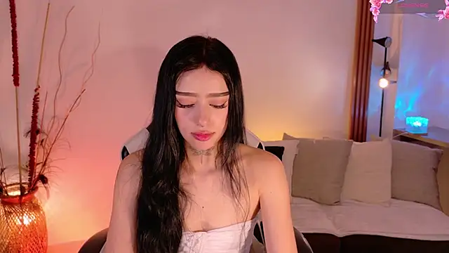 ludovikasallow online show from 05/02/26, 03:50