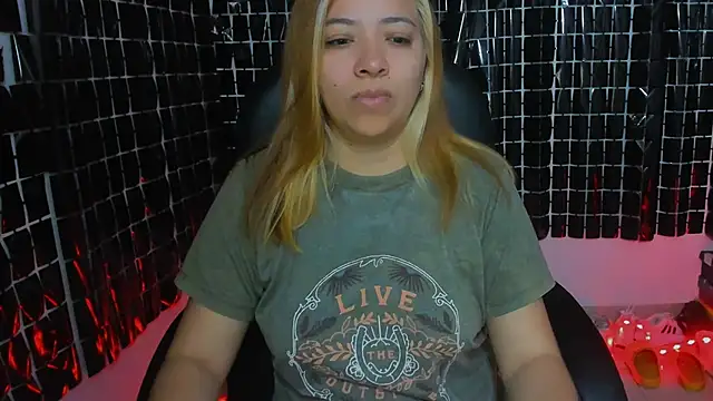 MissAlmaFenix online show from 06/03/26, 02:44