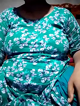 indian-couple9 online show from 05/31/26, 03:41