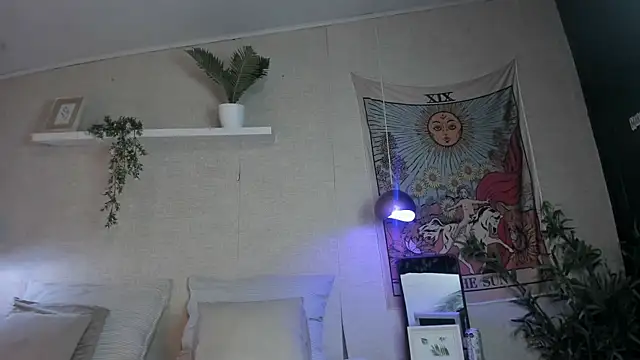 Honey Sofi online show from 06/27/26, 12:22