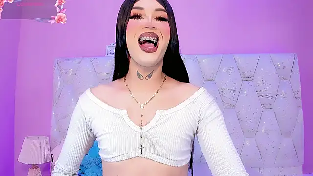 Lexxy Mattell online show from 06/19/26, 05:23