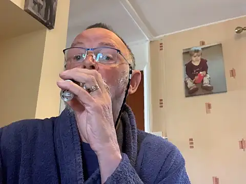 Moonraker64 online show from 05/06/26, 07:02