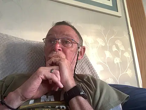 Moonraker64 online show from 05/29/26, 07:01