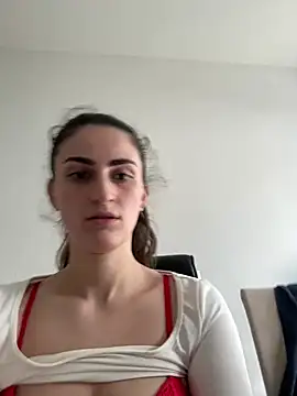 Snapshot of OliviaBaby- chatting on 07/08/26, 02:10 OliviaBaby- online show from 07/08/26, 02:10
